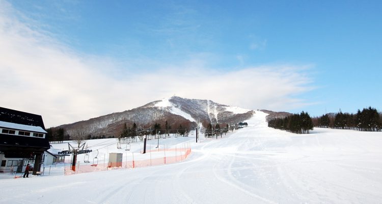 奥 中山 高原 スキー 場